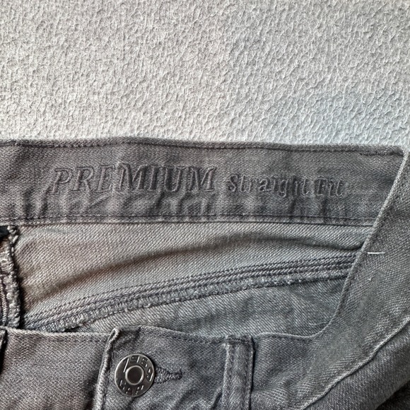 Gap Jeans Mens 31x32 Dark Grey Premium Straight Fit Denim Stretch Casual Pants - Picture 4 of 12